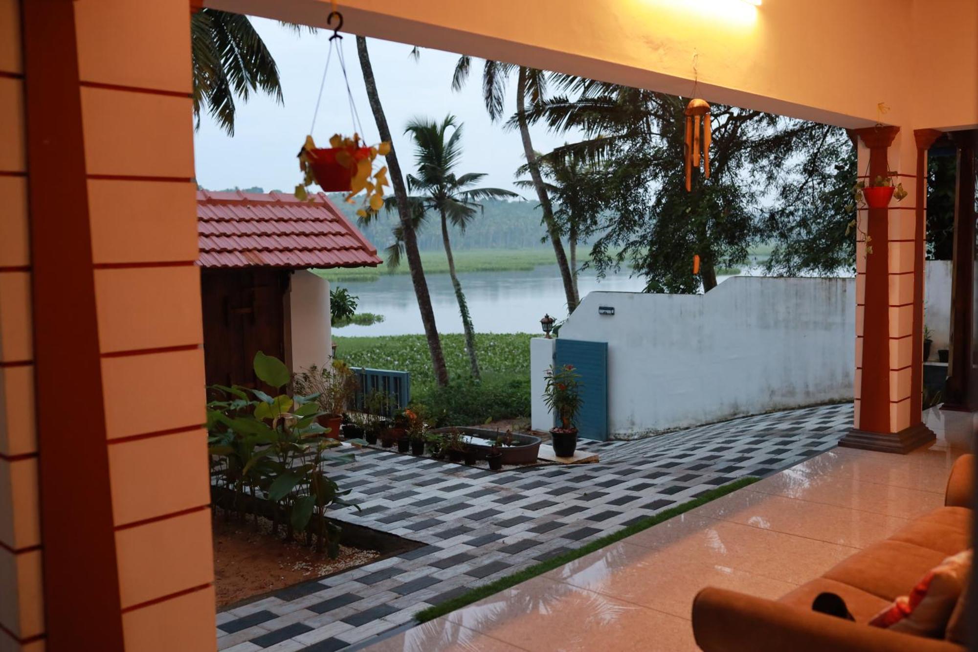 Kovalam Lake View Villa Vellayani Kültér fotó