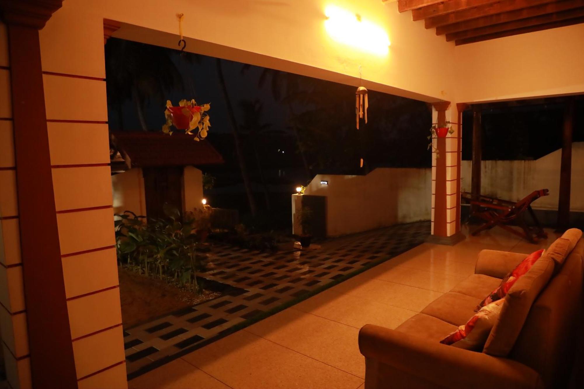 Kovalam Lake View Villa Vellayani Kültér fotó